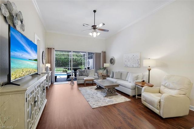 5887 Northridge DR N 13, Naples, FL 34110