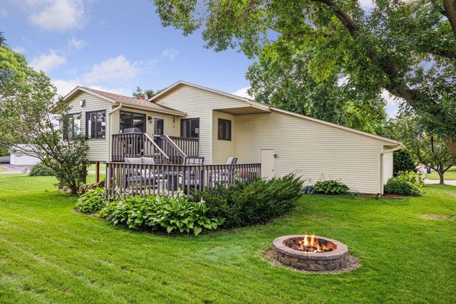 1719 Nokia Way, Eagan, MN 55122
