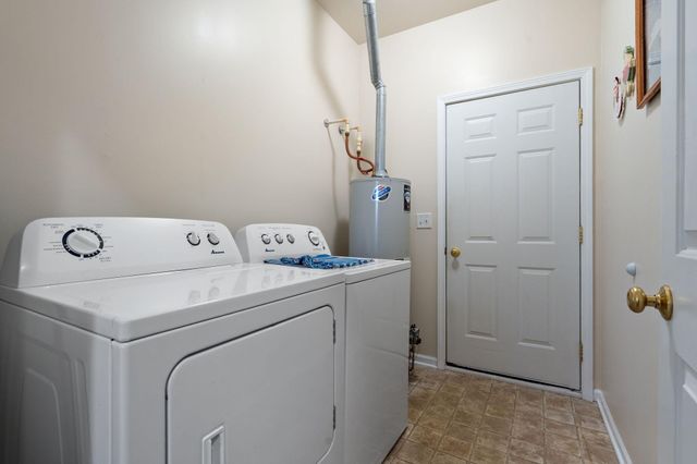 7619 E 112th Avenue, Crown Point, IN 46307