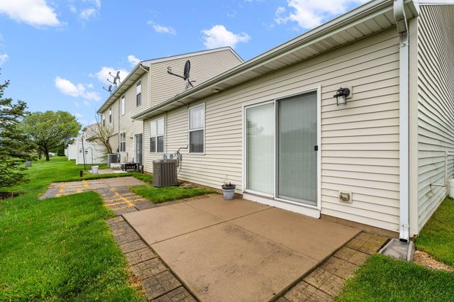 7619 E 112th Avenue, Crown Point, IN 46307