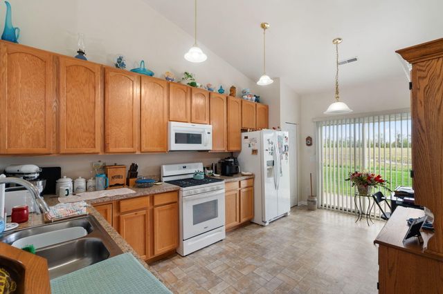 7619 E 112th Avenue, Crown Point, IN 46307