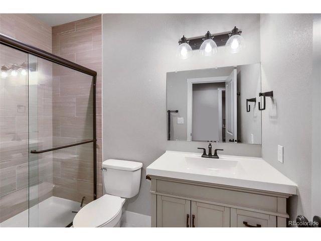 505 Remington Dr, Hudson, CO 80642