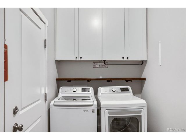 505 Remington Dr, Hudson, CO 80642