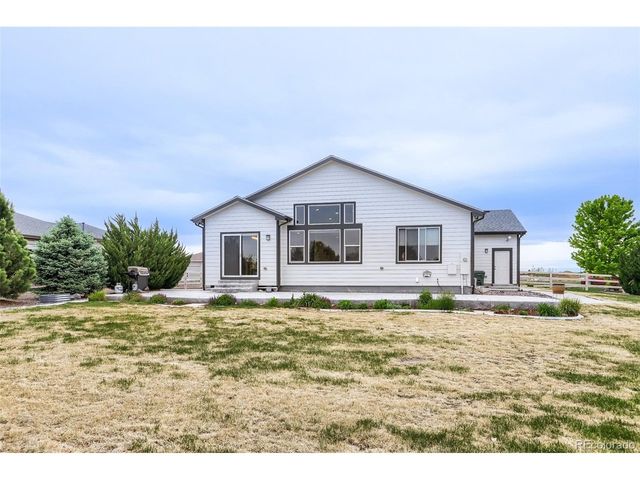 505 Remington Dr, Hudson, CO 80642