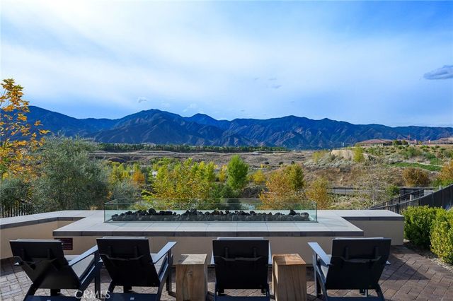 24528 Crestley Drive, Corona, CA 92883