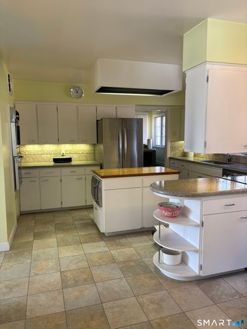 321 Artillery Road, Middlebury, CT 06762