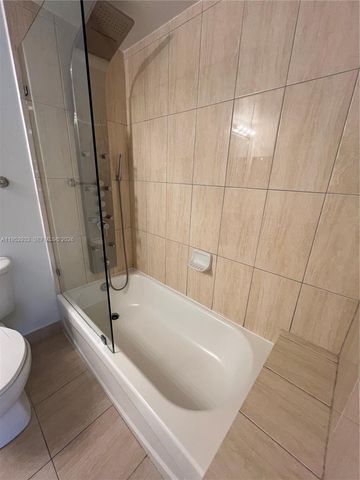 1750 N Bayshore Dr 4409, Miami, FL 33132