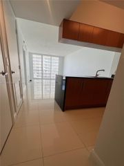 1750 N Bayshore Dr 4409, Miami, FL 33132
