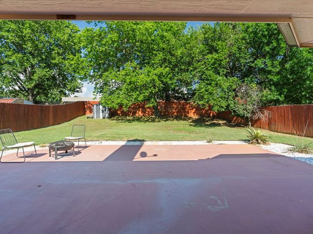 202 Linda Street, Aubrey, TX 76227
