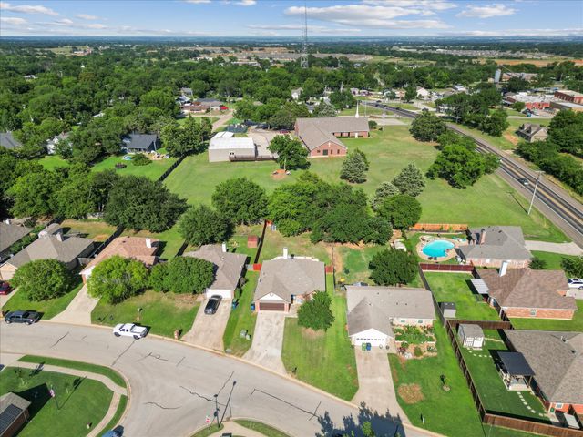 202 Linda Street, Aubrey, TX 76227