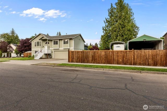 19603 45th Drive NE, Arlington, WA 98223