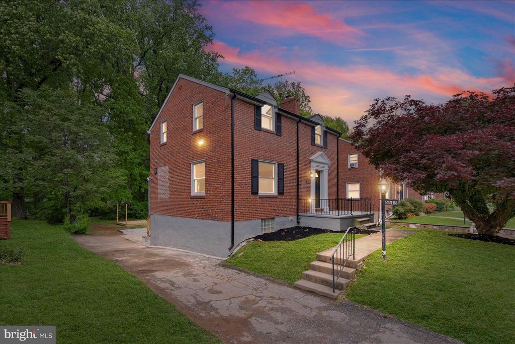 Image 1 of property listing at 6615 LAUREL DR, Baltimore, MD 21207