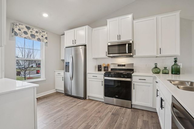 17412 Dulles Lane, Lakeville, MN 55044