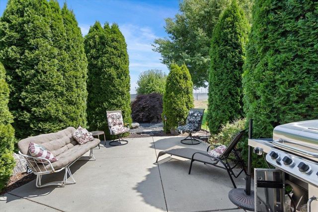 521 S Solar St, Airway Heights, WA 99001