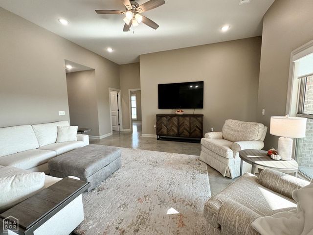 303 Hollis Street, Bono, AR 72416