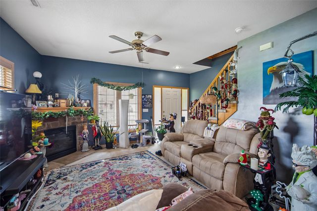 500 N Valley Drive 602, Des Moines, IA 50312