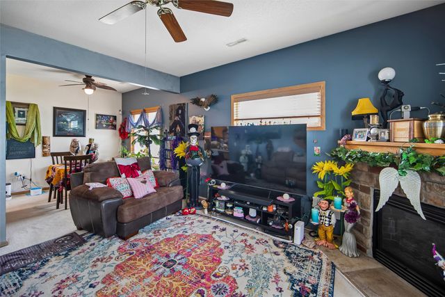 500 N Valley Drive 602, Des Moines, IA 50312