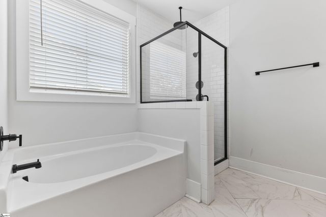 218 Deerview Trail, Simpsonville, SC 29680