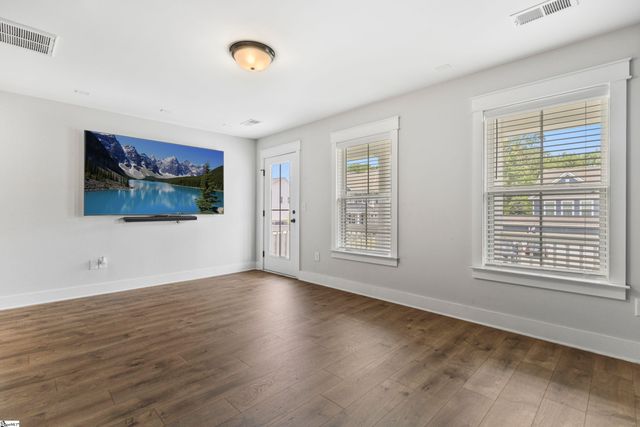 218 Deerview Trail, Simpsonville, SC 29680