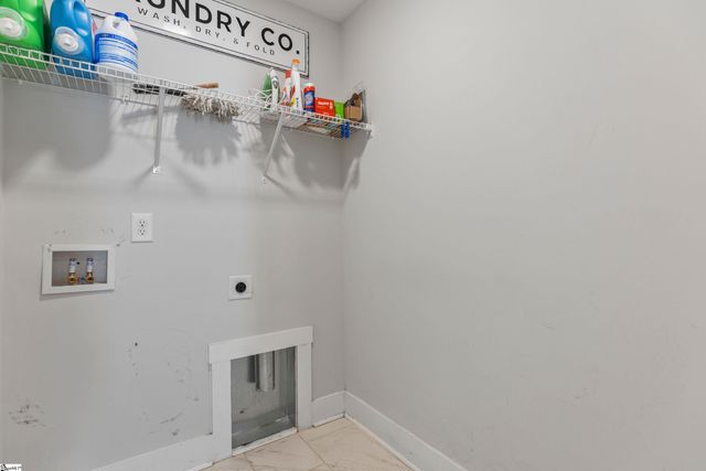 218 Deerview Trail, Simpsonville, SC 29680