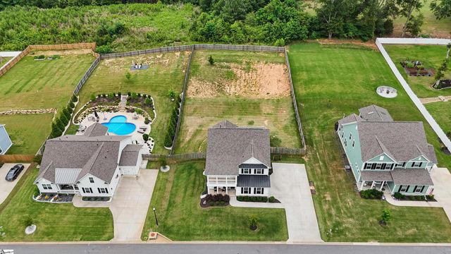 218 Deerview Trail, Simpsonville, SC 29680