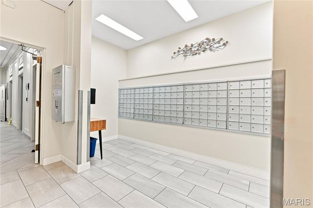 4466 W Pine Boulevard 6B, St Louis, MO 63108