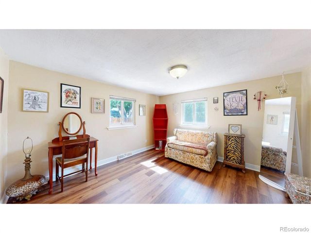 532 N Madison Avenue, Loveland, CO 80537
