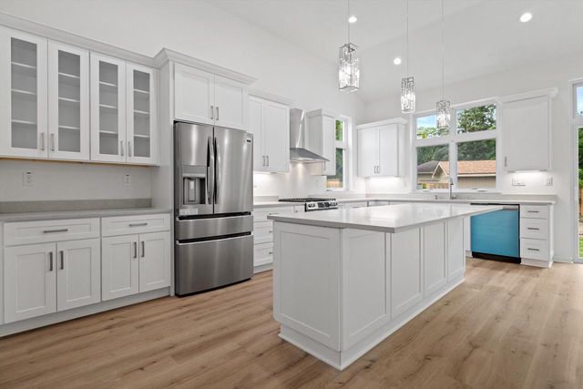 4815 Crystal, Racine, WI 53406