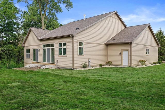 4815 Crystal, Racine, WI 53406