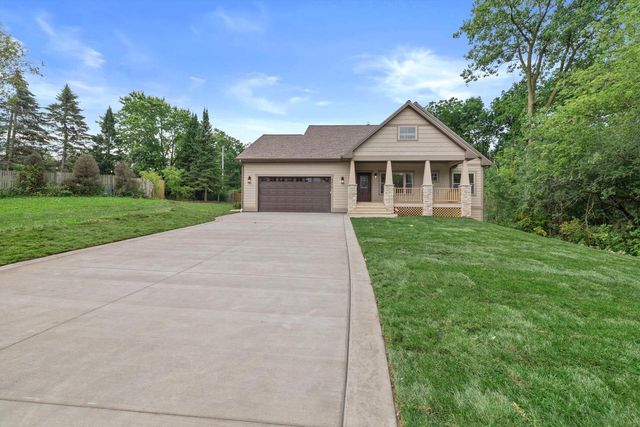 4815 Crystal, Racine, WI 53406