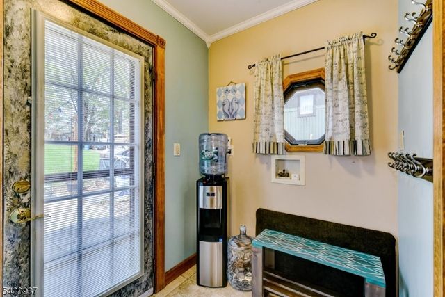 82 Newton Ave, Sussex Boro, NJ 07461