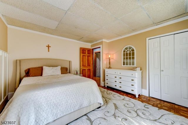 82 Newton Ave, Sussex Boro, NJ 07461