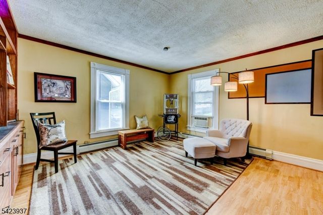 82 Newton Ave, Sussex Boro, NJ 07461