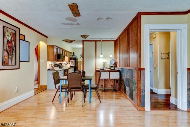 82 Newton Ave, Sussex Boro, NJ 07461