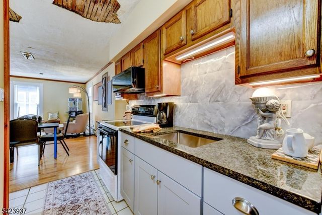 82 Newton Ave, Sussex Boro, NJ 07461