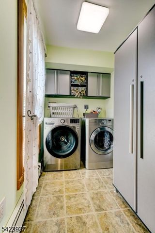 82 Newton Ave, Sussex Boro, NJ 07461