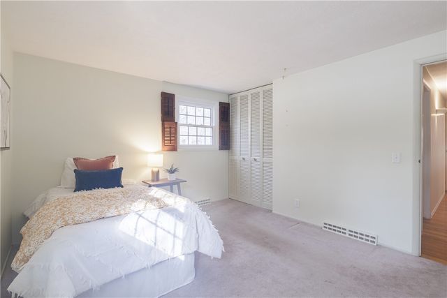 88 Coachman Drive, Penfield, NY 14526