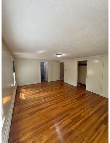 485 Central Street, Leominster, MA 01453