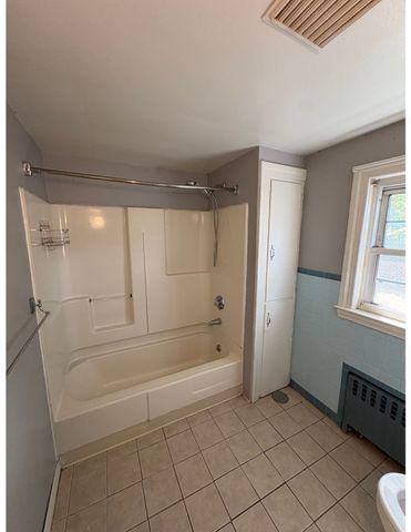 485 Central Street, Leominster, MA 01453