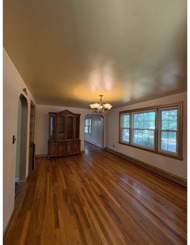 485 Central Street, Leominster, MA 01453