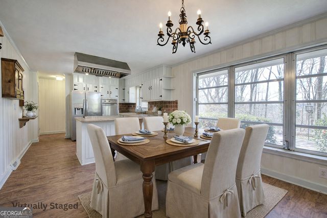 16 Summit Drive SE, Lindale, GA 30147