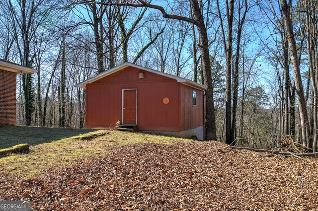 16 Summit Drive SE, Lindale, GA 30147