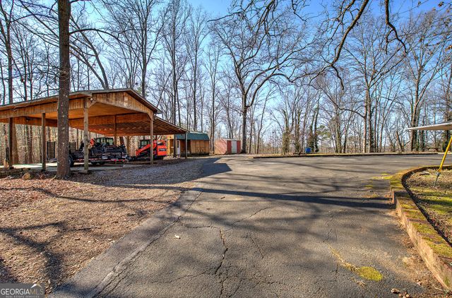 16 Summit Drive SE, Lindale, GA 30147