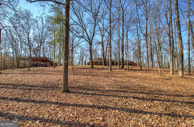 16 Summit Drive SE, Lindale, GA 30147