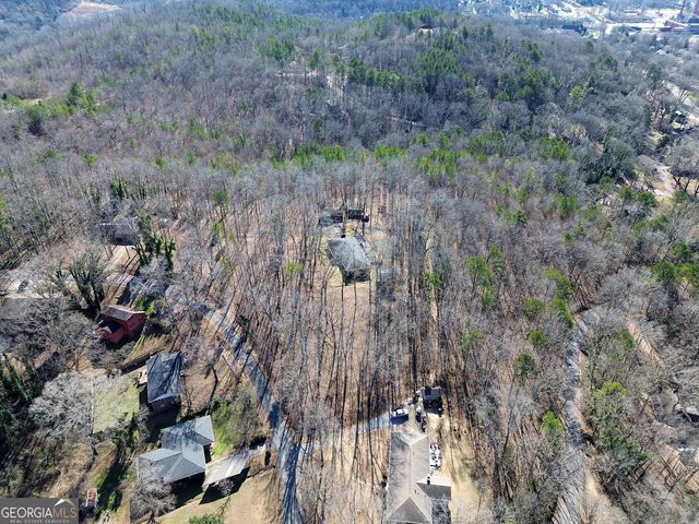 16 Summit Drive SE, Lindale, GA 30147