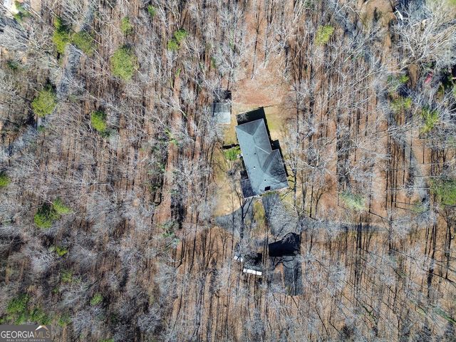 16 Summit Drive SE, Lindale, GA 30147