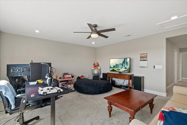 5925 BLUESTAR COURT, Lakewood Ranch, FL 34211