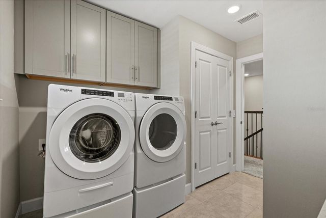 5925 BLUESTAR COURT, Lakewood Ranch, FL 34211