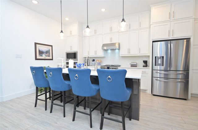 2421 Longspur Drive, Fort Worth, TX 76008