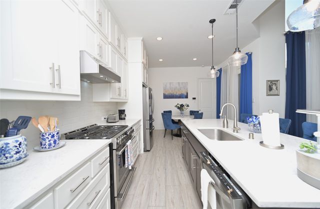 2421 Longspur Drive, Fort Worth, TX 76008